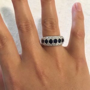 925 blue sapphire ring size 8